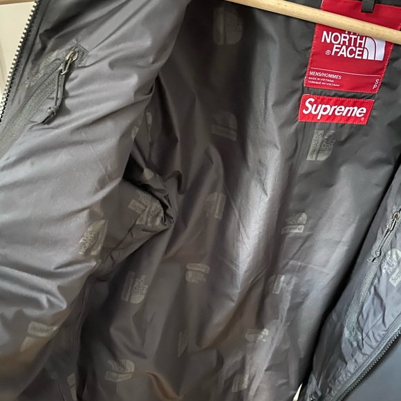Supreme The North Face Expedition Jacket (FW18) - Picture 5 of 13